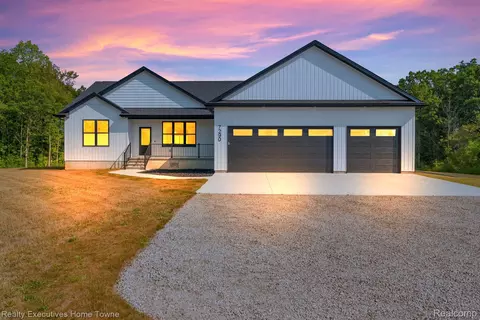 7290 Drexler Rd, St. Clair, MI 48079