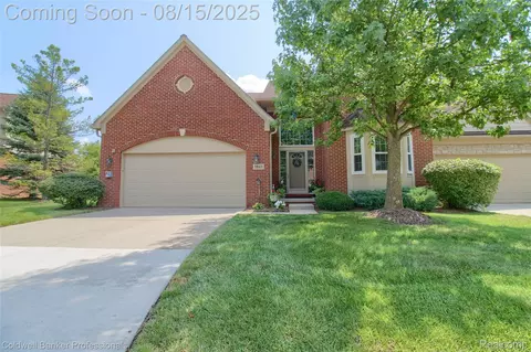 1845 Scenic Dr, Canton, MI 48188