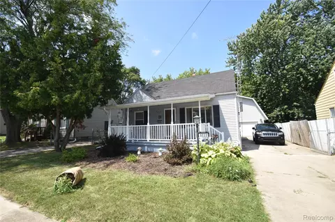 3222 Brandon St, Flint, MI 48503