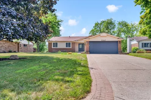 5347 Timber Ridge Trl, Independence, MI 48346