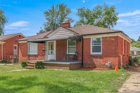 9225 Patton St, Detroit, MI 48228