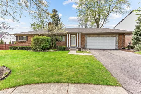 37801 Plymouth Rd, Livonia, MI 48150