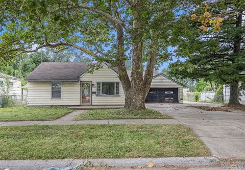4484 Detroit St, Dearborn Heights, MI 48125