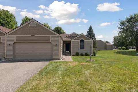 9522 Weeping Cherry Ct, Richfield, MI 48423