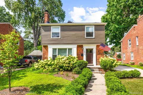 1978 Catalpa Dr, Berkley, MI 48072
