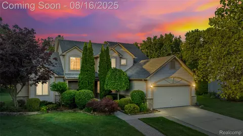 2741 Greenlawn Ave, Commerce, MI 48382