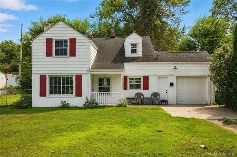 31467 Pierce St, Garden City, MI 48135