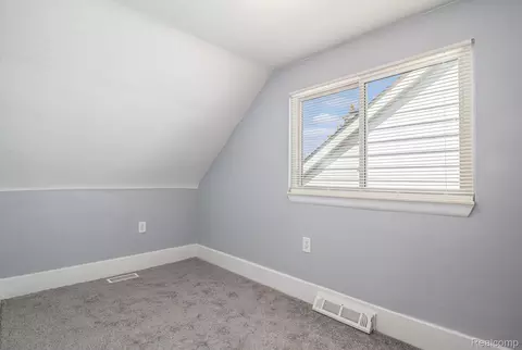 Bedroom - 1054 E Troy St, Ferndale, MI 48220 photo 4 of 5