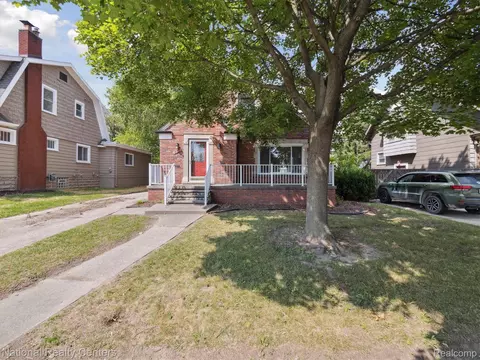 221 Silman St, Ferndale, MI 48220
