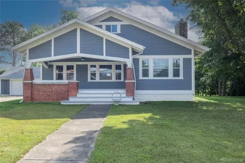 148 N Church St, Ortonville, MI 48462