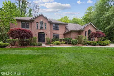 4298 Emu Dr, Putnam, MI 48169