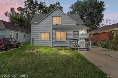 1727 Elza Ave, Hazel Park, MI 48030