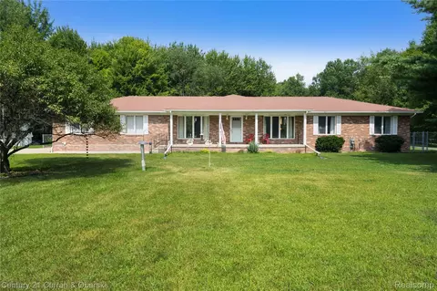 13680 S Seymour Rd, Taymouth, MI 48457