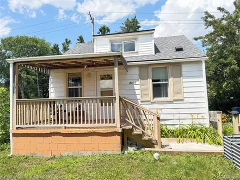 8105 Chapp Ave, Warren, MI 48089