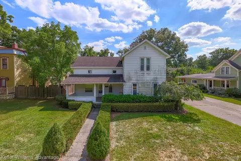 714 Atlantic St, Milford, MI 48381