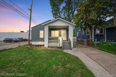 23027 Powell Ave, Hazel Park, MI 48030