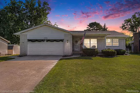 12081 Riverbend Dr, Grand Blanc, MI 48439