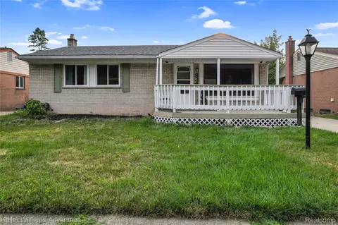 834 Forest St, Westland, MI 48186