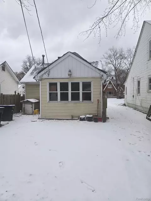 14889 Dacosta St, Detroit, MI 48223