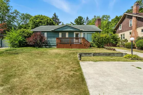3525 Gratiot Ave, Port Huron, MI 48060