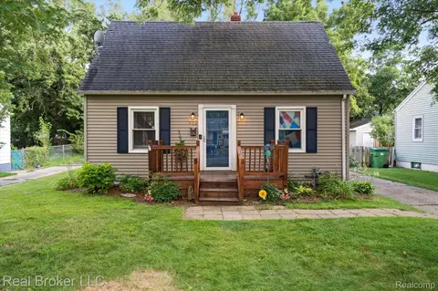 432 Cornell Dr, Battle Creek, MI 49017