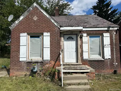14531 Promenade St, Detroit, MI 48213