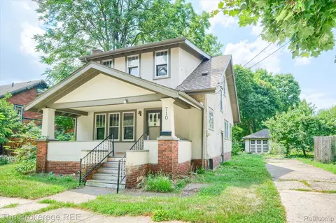 710 Pierson St, Flint, MI 48503