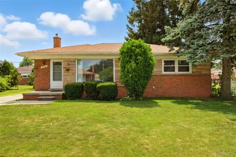 25527 Jennifer, Redford, MI 48239