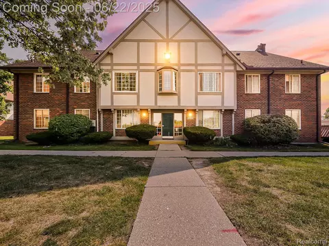 30204 Southfield Rd #A219, Southfield, MI 48076