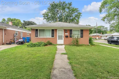 4102 Monroe St, Dearborn Heights, MI 48125