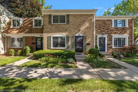 1982 Wickham St, Royal Oak, MI 48073