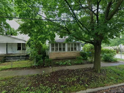 1702 Nebraska Ave, Flint, MI 48506
