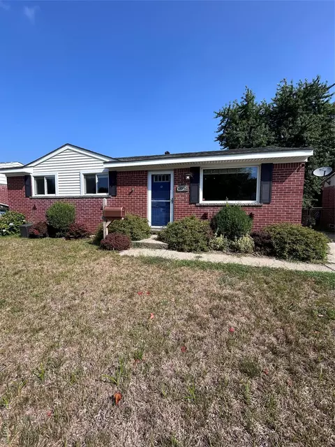 37726 Westvale St, Romulus, MI 48174