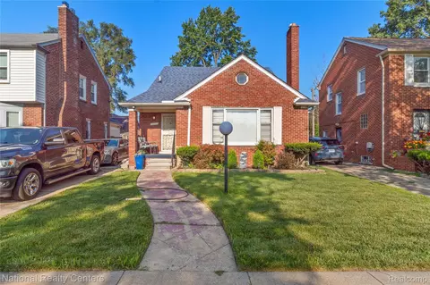 18027 Strathmoor St, Detroit, MI 48235