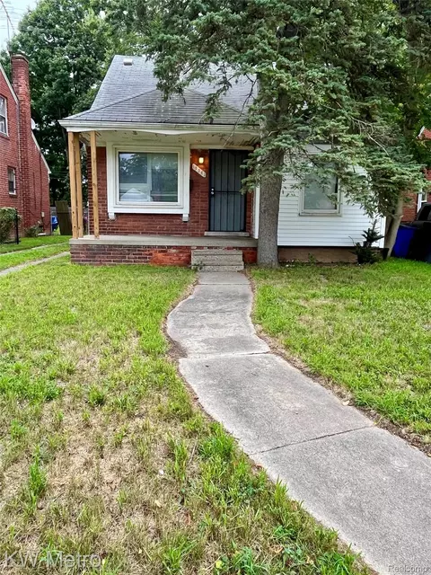 19362 Sunderland Rd, Detroit, MI 48219