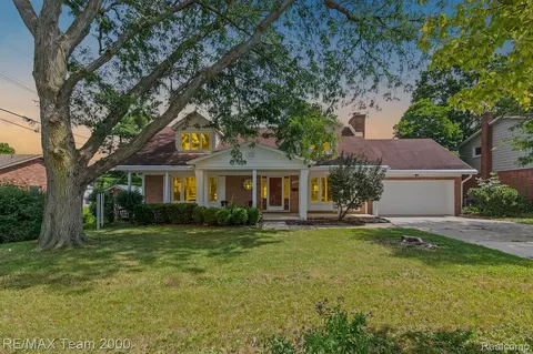 2171 S 7th St, Ann Arbor, MI 48103