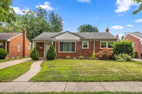 1961 Pelham Rd, Dearborn, MI 48124