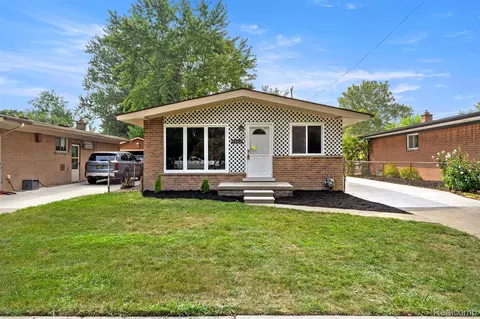 9062 Monroe Blvd, Taylor, MI 48180 photo 1