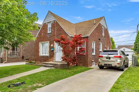 5270 Steadman St, Dearborn, MI 48126