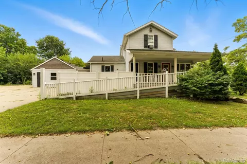 502 W State St, Hastings, MI 49058