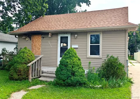 6935 Oldham St, Taylor, MI 48180