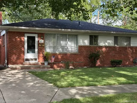 14041 Minock Dr, Redford, MI 48239
