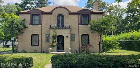 18100 San Juan Dr, Detroit, MI 48221