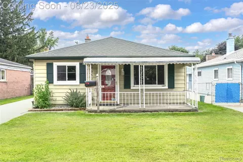 4952 Clippert St, Dearborn Heights, MI 48125