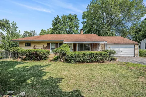 345 Midland Blvd, Royal Oak, MI 48073