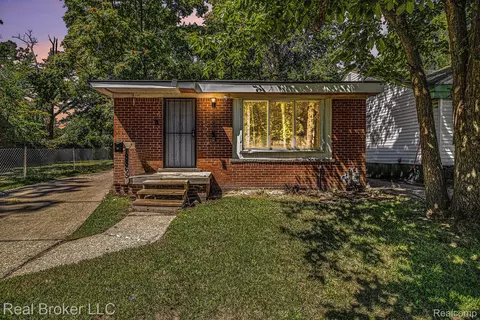 18865 Lamont St, Detroit, MI 48234