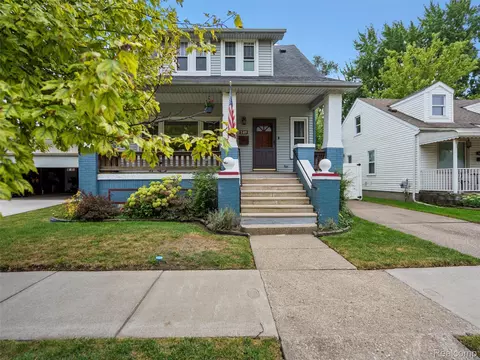 149 W Annabelle Ave, Hazel Park, MI 48030