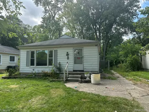 16531 Winston St, Detroit, MI 48219