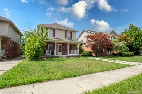 30441 Groveland St, Madison Heights, MI 48071