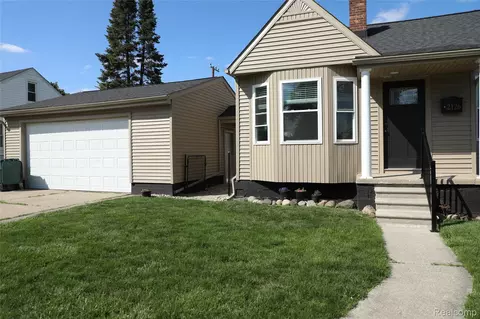 2126 Euclid St, Lincoln Park, MI 48146